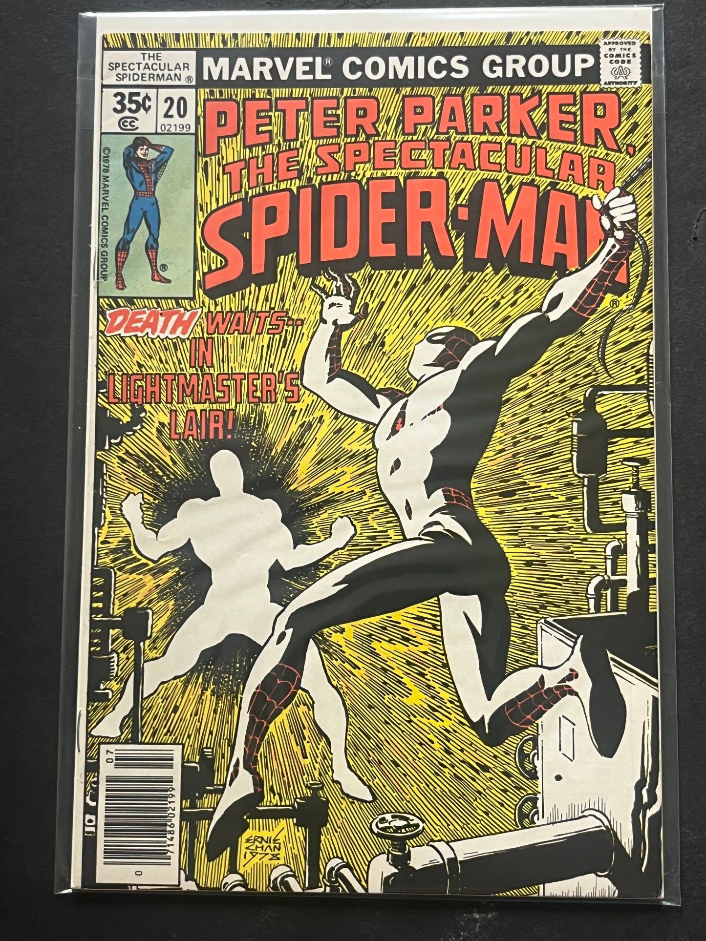 Peter Parker the Spectacular Spider-Man 20 NM