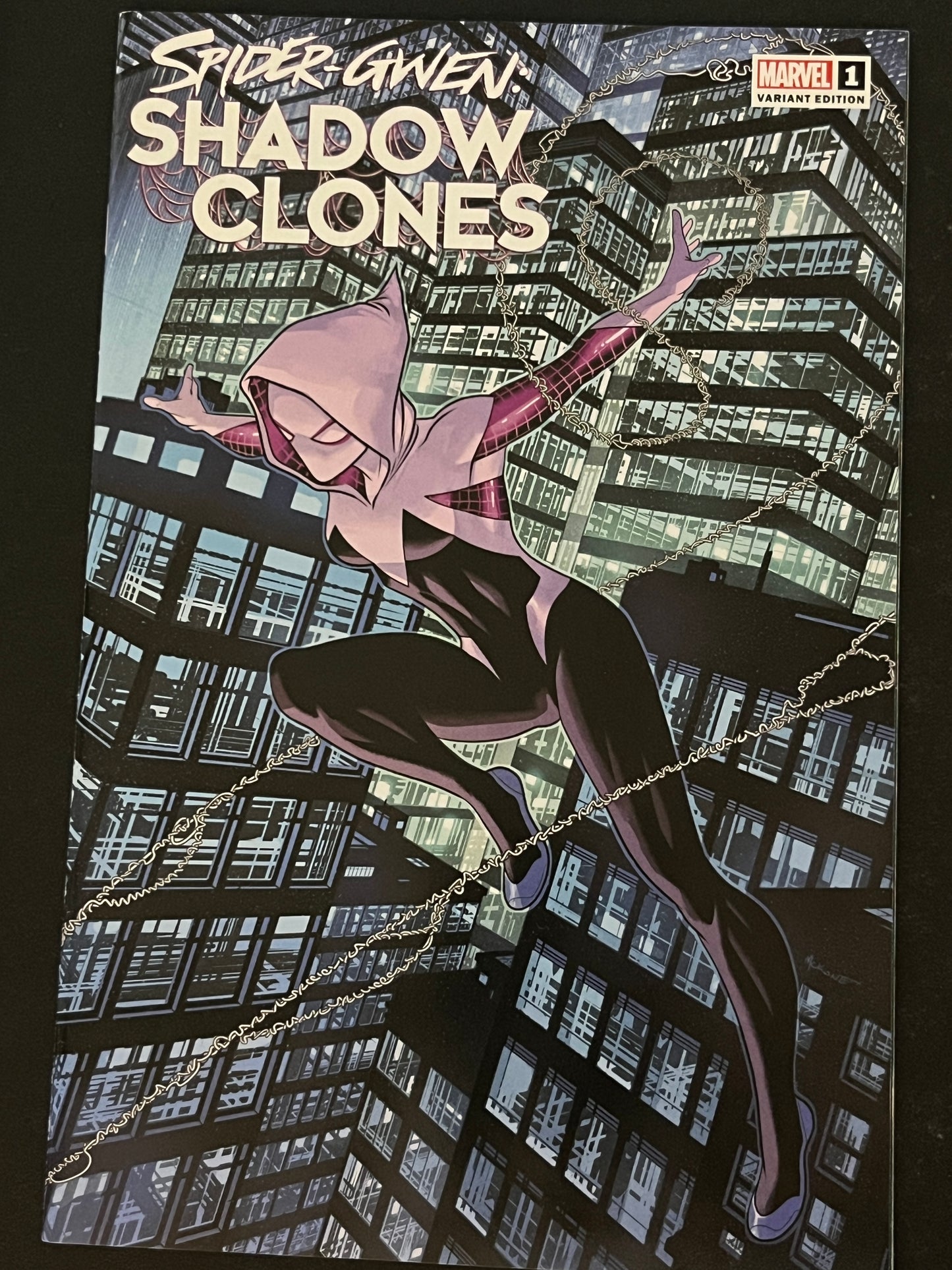 Spider-Gwen Shadow Clones 1 High Grade