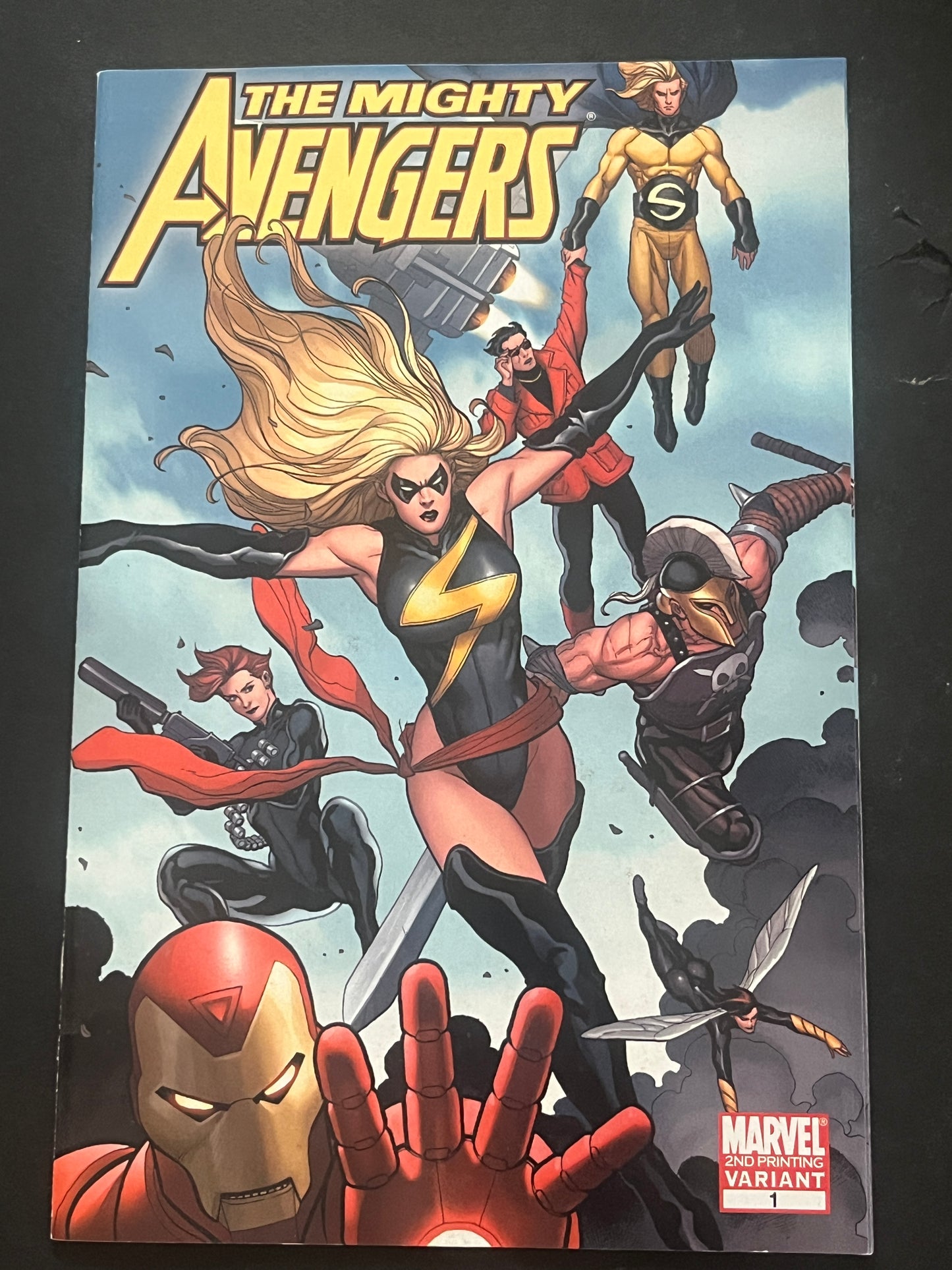 Mighty Avengers 1 High Grade