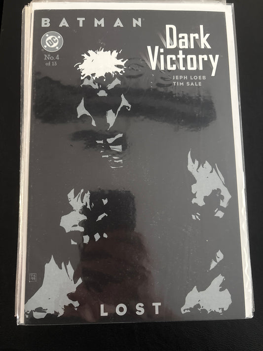 Batman: Dark Victory 4 NM
