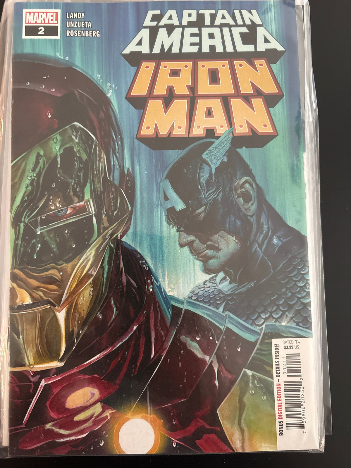 Captain America / Iron Man 2 NM